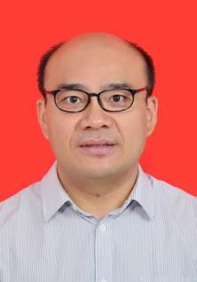 史新和照片